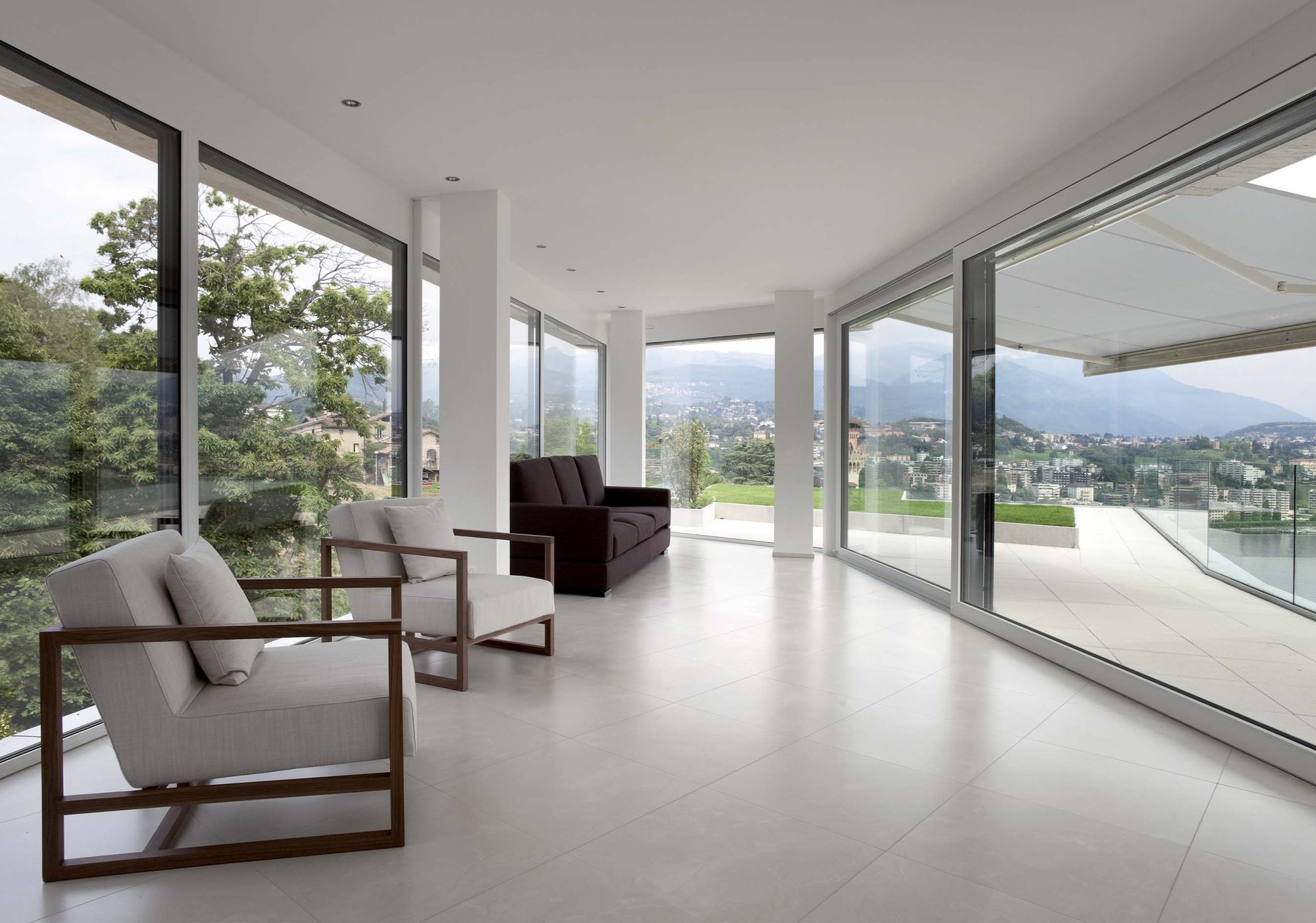 FAAC Motoren für Rollläden, Vorhänge und Rolltore 2