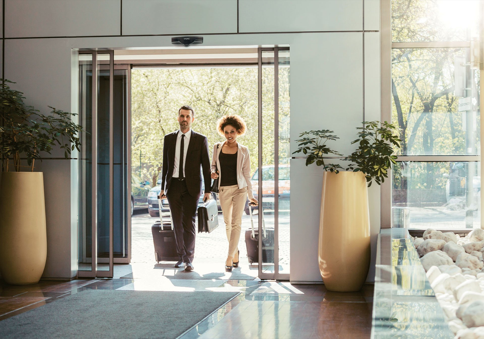 FAAC AS3000 sorozatú tolóajtó automatizálás