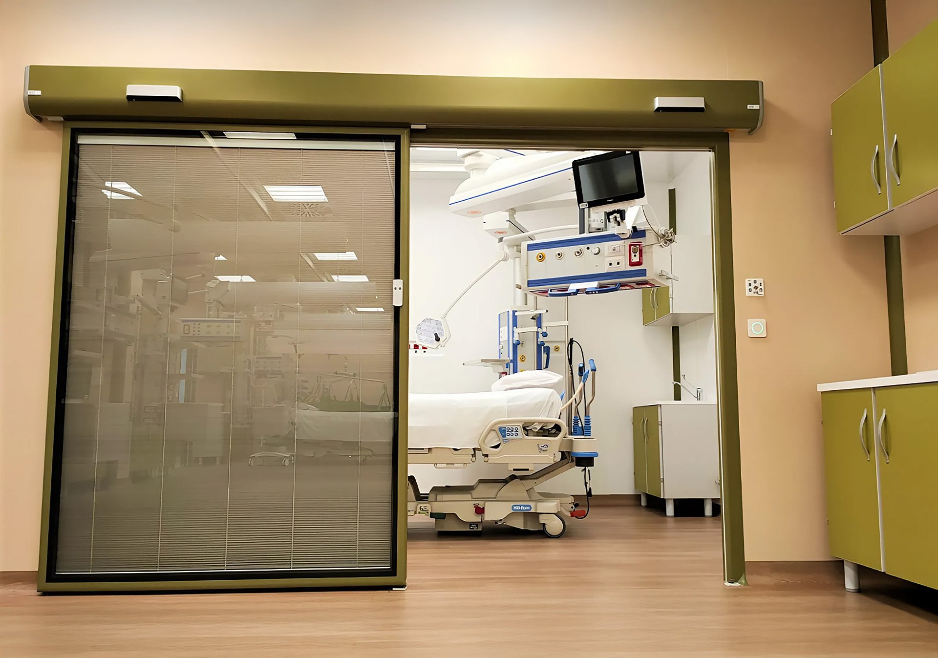 FAAC FHE lezárt csúszó bejárat